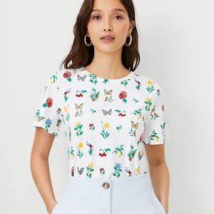 Like-New Ann Taylor Botanical Floral Flutter-Sleeve Top 🦋🌼🍒🦜🍋
